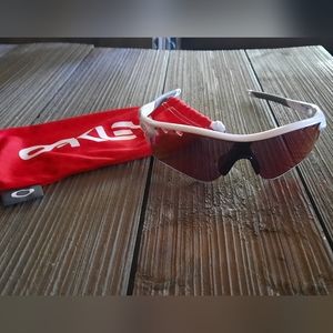 Oakley Radarlock sunglasses